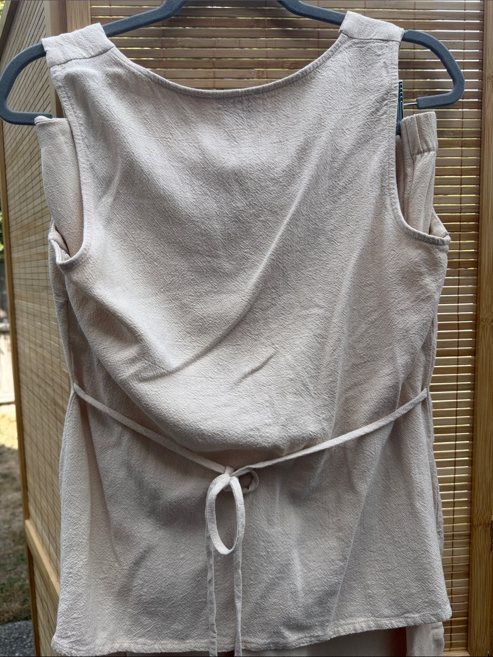 LG Cream Button-Front Sleeveless Camisole - Picture 3 of 3